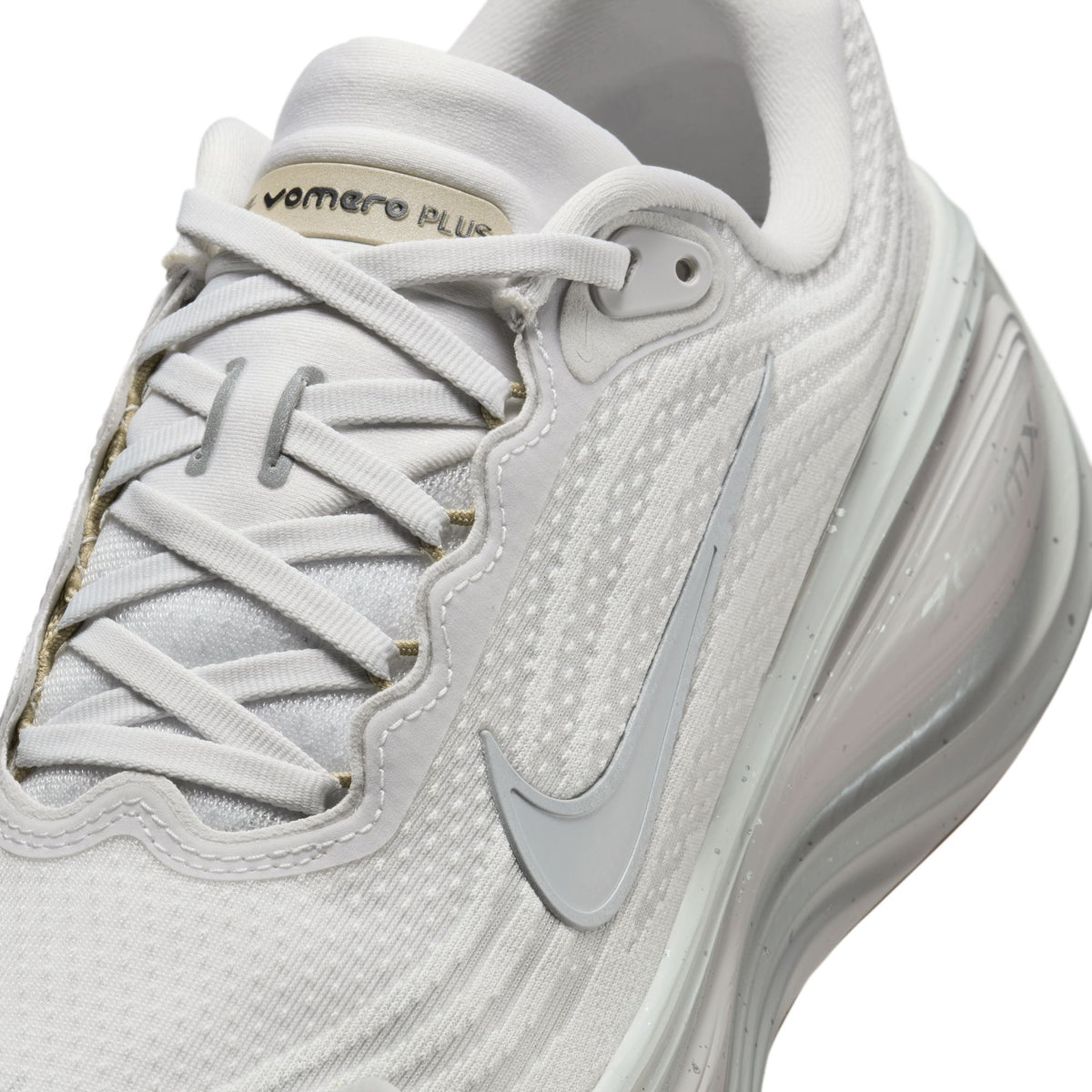 Nike Vomero Plus Speckle Vast Grey/Wolf Grey/Off White IO4323-001
