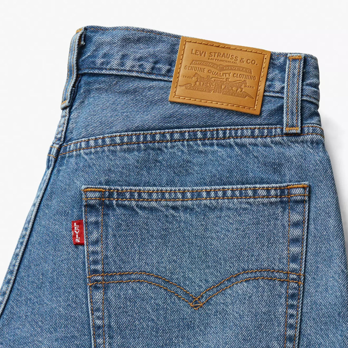 Levi's W Baggy Dad Jort Foolish Love