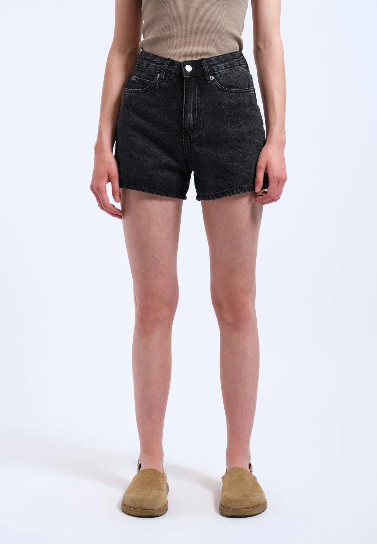 W NORA SHORTS