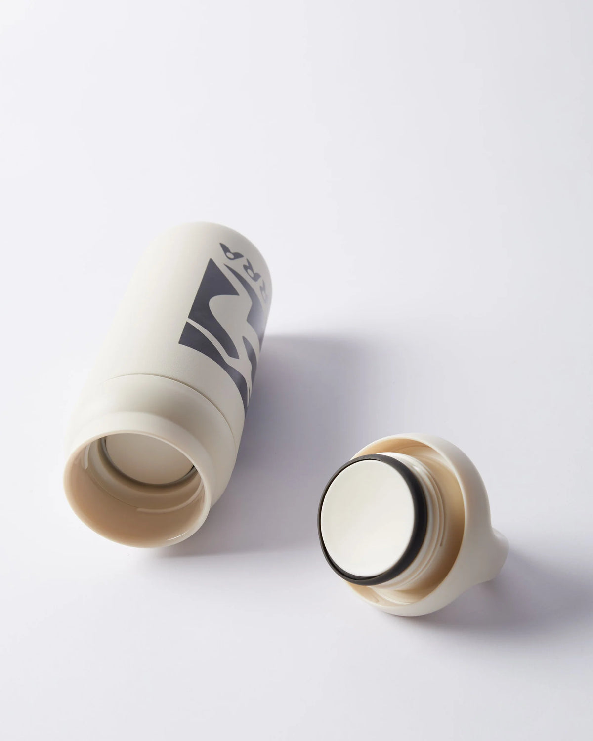 NEUROTIC FLAG KINTO TUMBLER - OFF WHITE