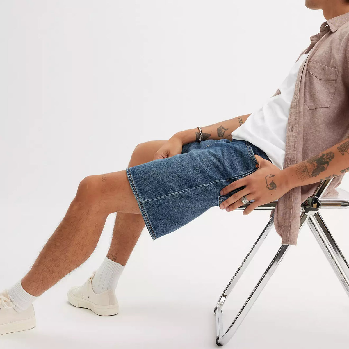 Levi's 468 Loose Shorts Picnic & Friends Dark Wash
