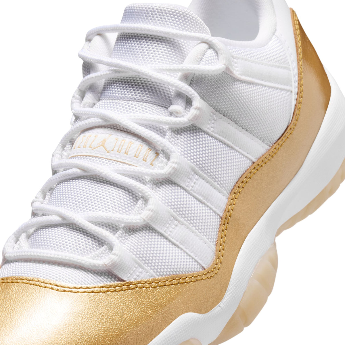 W Air Jordan 11 Low "Mother's Day" White/Metallic Gold AH7860-102
