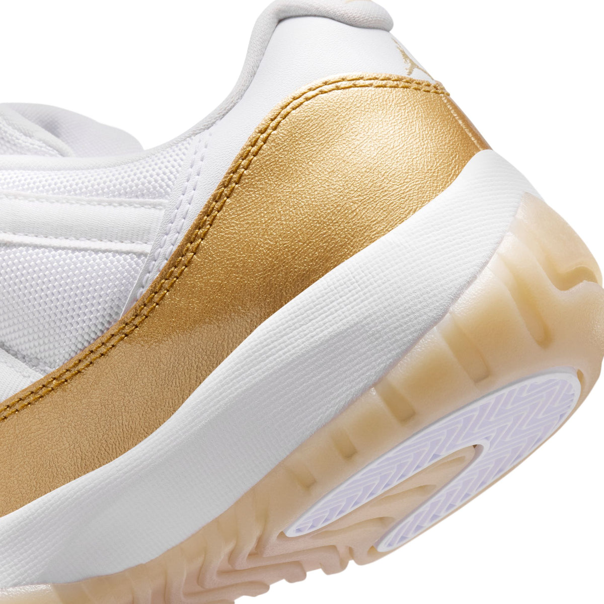 W Air Jordan 11 Low "Mother's Day" White/Metallic Gold AH7860-102