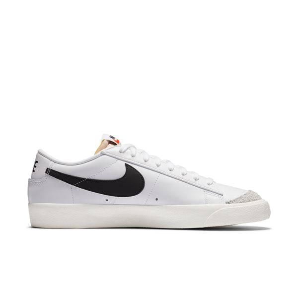 BLAZER LOW '77 VINTAGE DA6364-101 I MOMENTUM