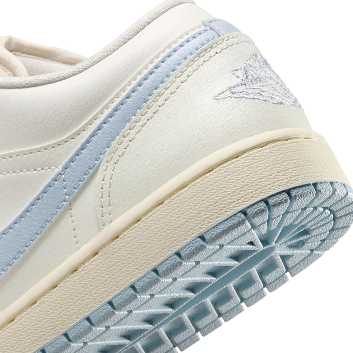 W Air Jordan 1 Low Sail/Ghost/Coconut Milk DC0774-106 