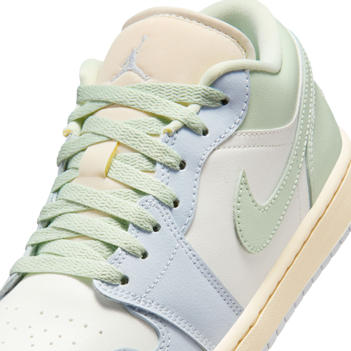 W Air Jordan 1 Low Sail/Jade Aura/Muslin  DC0774-108