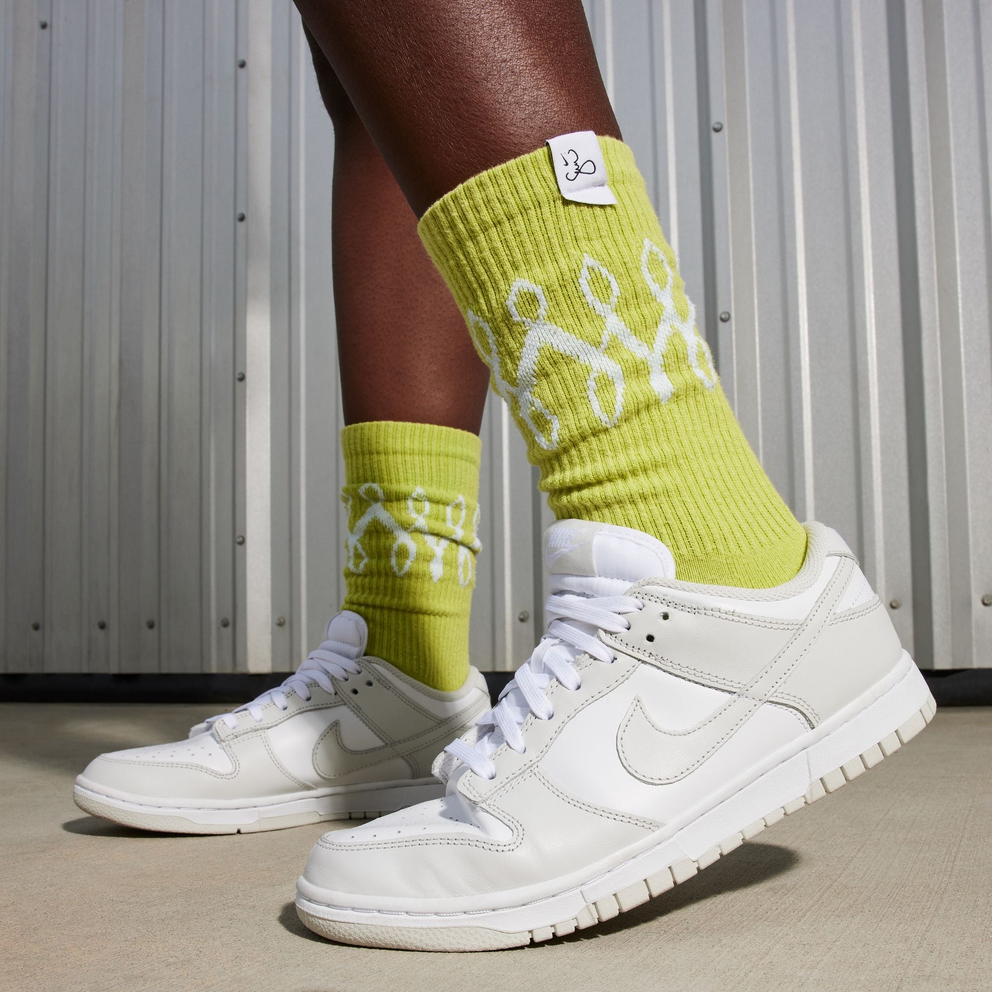 国内配送 NIKE WMNS DUNK LOW WHITE /PHOTON DUST-WHITE Nike W Dunk Low - White/Photon Dust DD1503-103 I Momentum