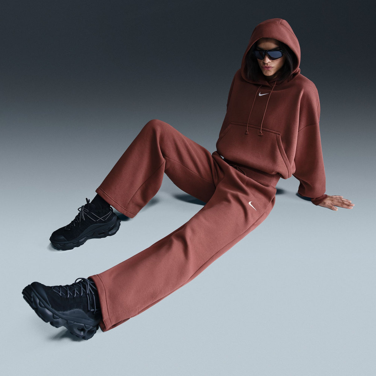 Nike W Phoenix Fleece High-Waisted Wide-Leg Sweatpants - Red Sepia/Sail