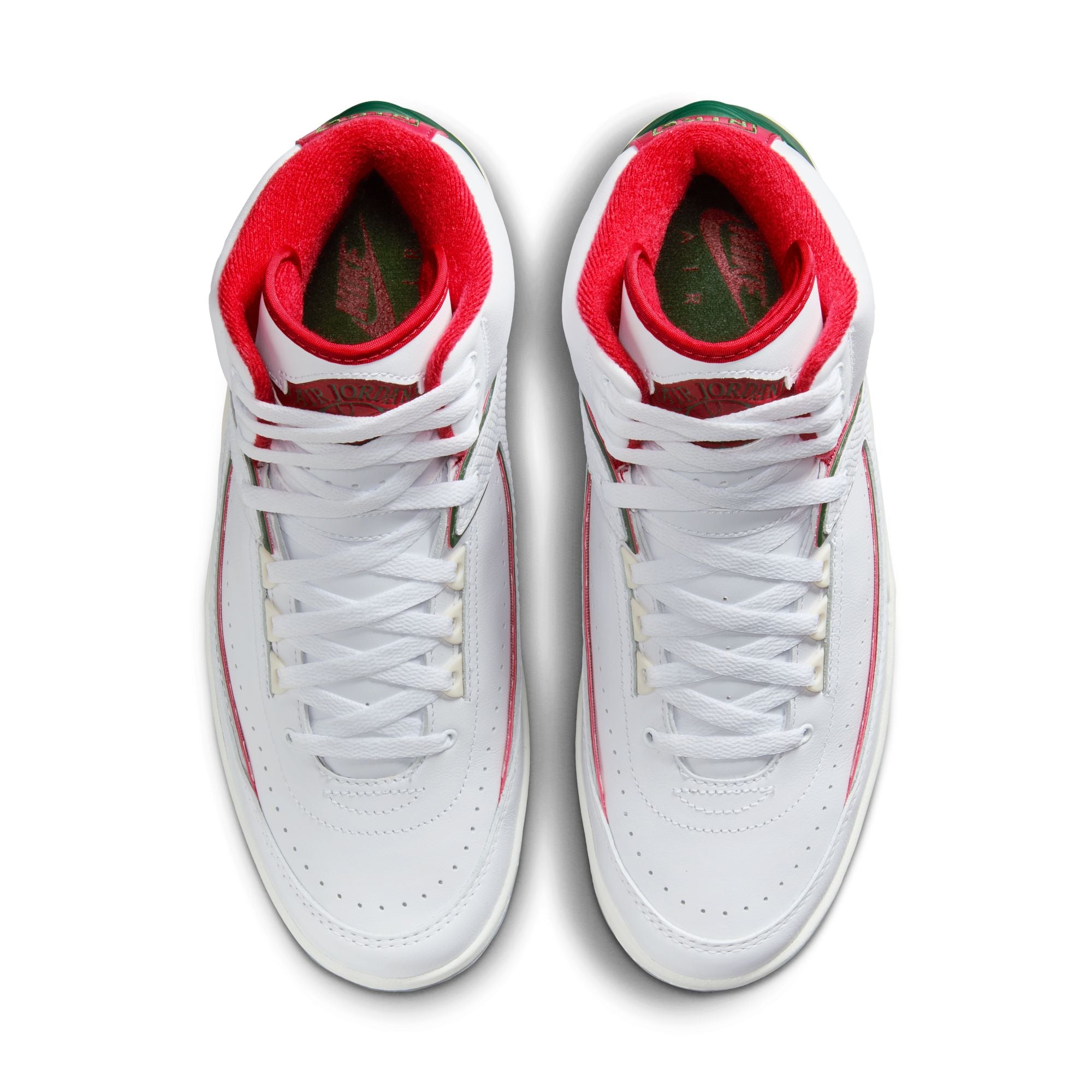 AIR JORDAN 2 RETRO - WHITE / FIRE RED DR8884-101 I MOMENTUM