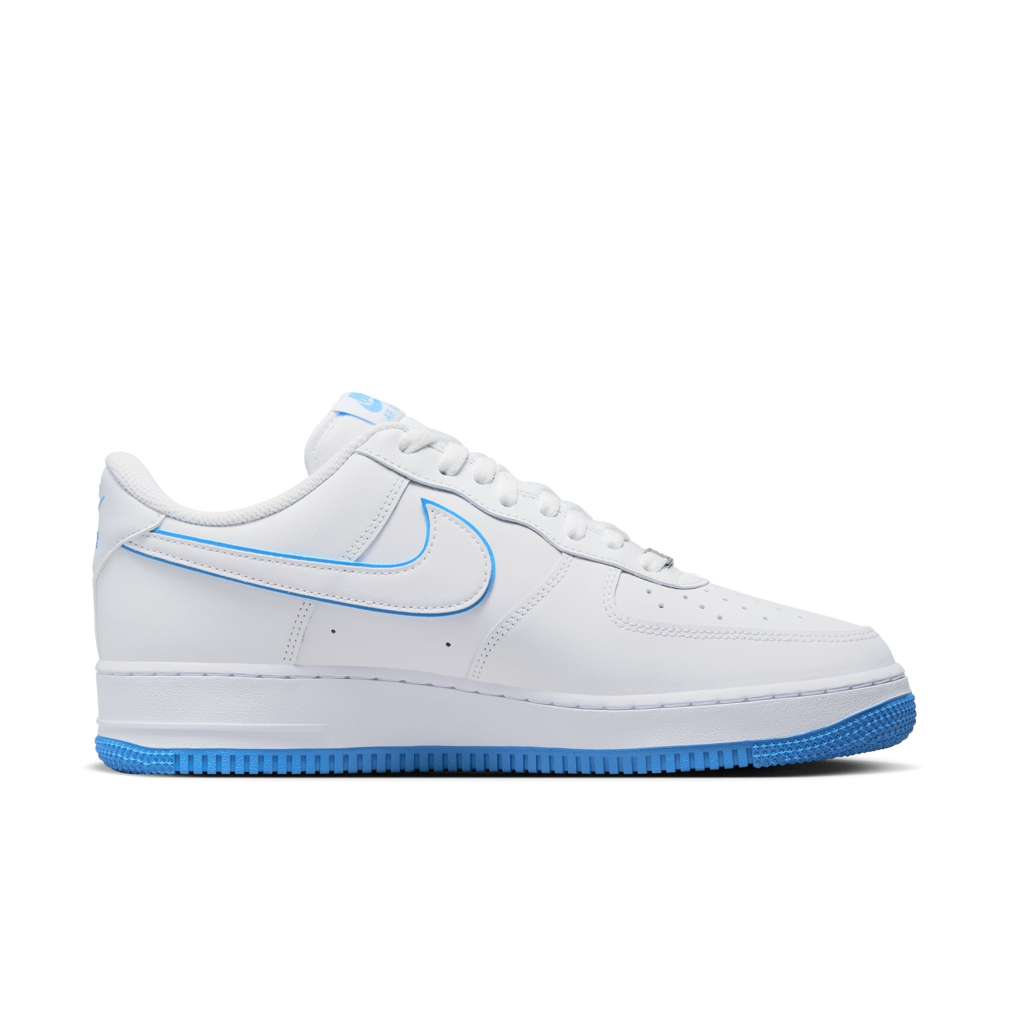 AIR FORCE 1 '07 - WHITE / UNIVERSITY BLUE DV0788-101 I MOMENTUM