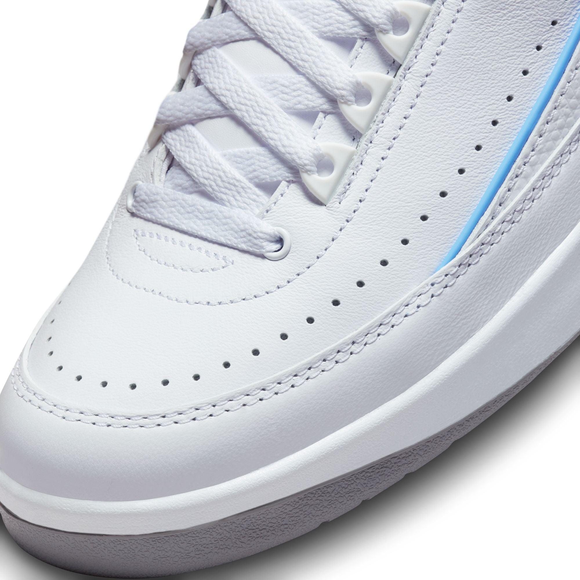 AIR JORDAN 2 RETRO LOW - WHITE / UNIVERSITY BLUE DV9956-104 I