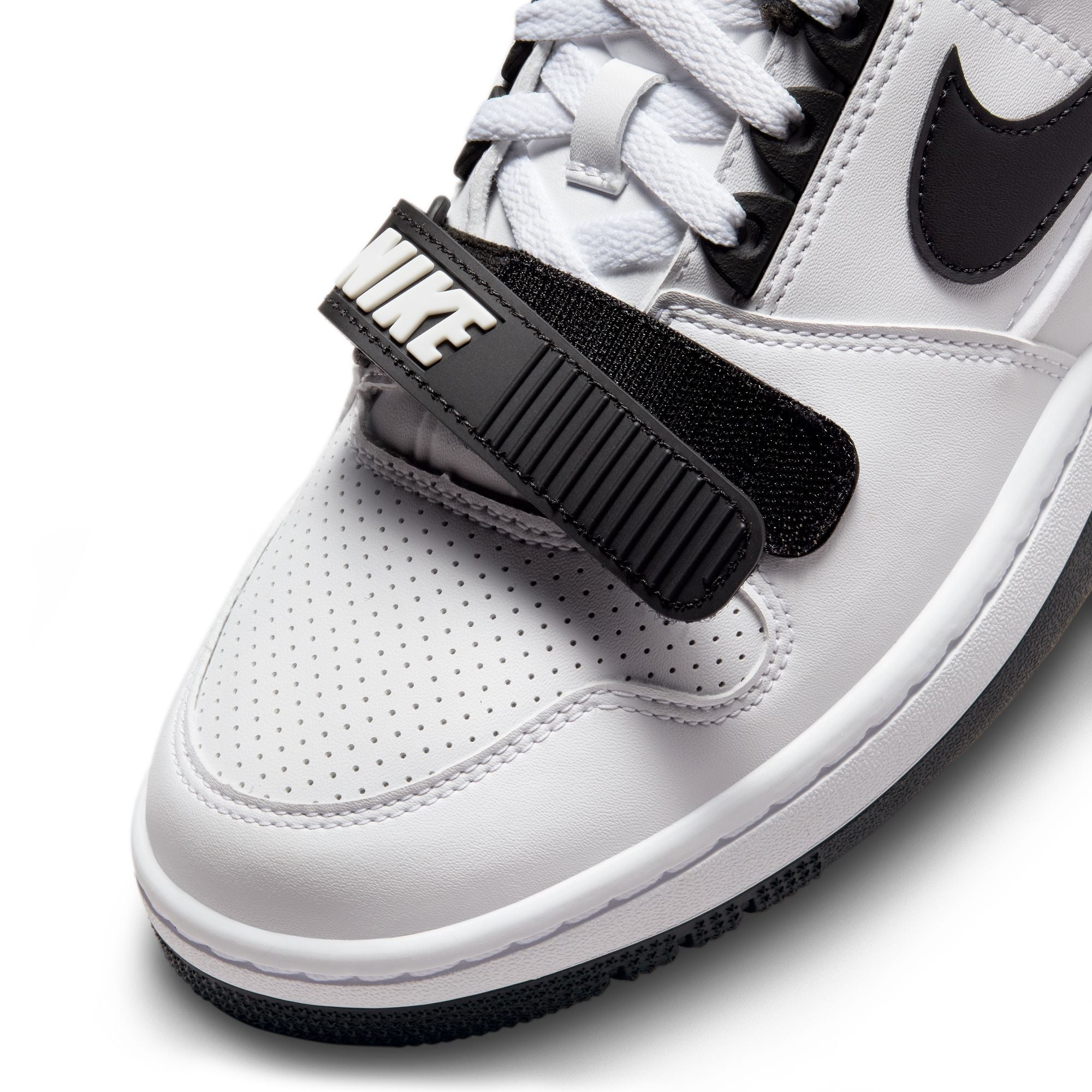 AIR ALPHA FORCE 88 SP - WHITE / BLACK / NEUTRAL GREY DZ6763-102 I