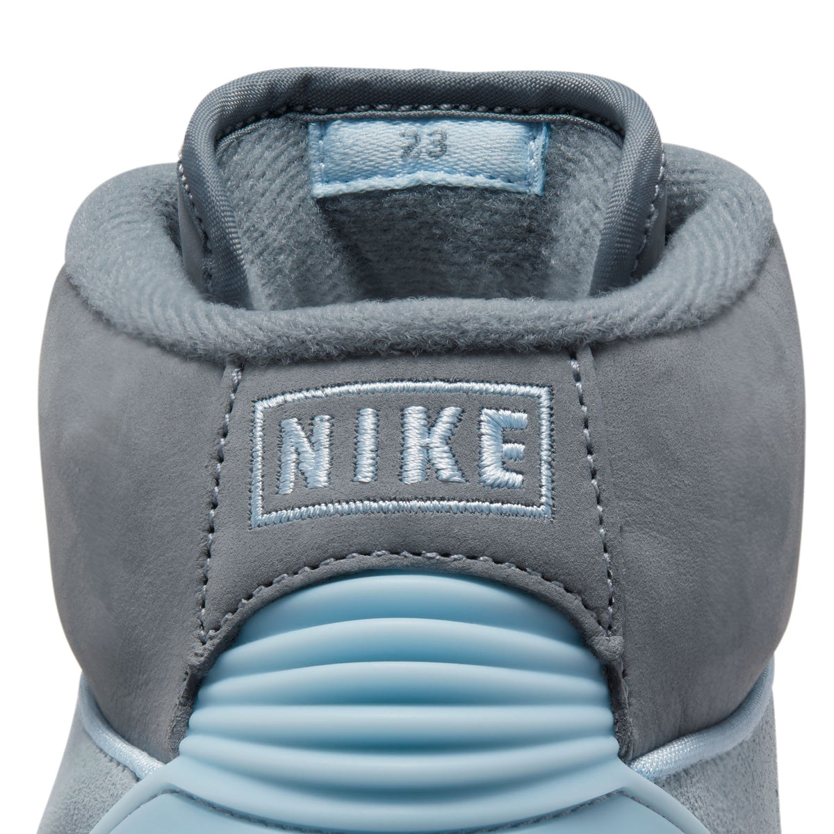 W AIR JORDAN 2 RETRO