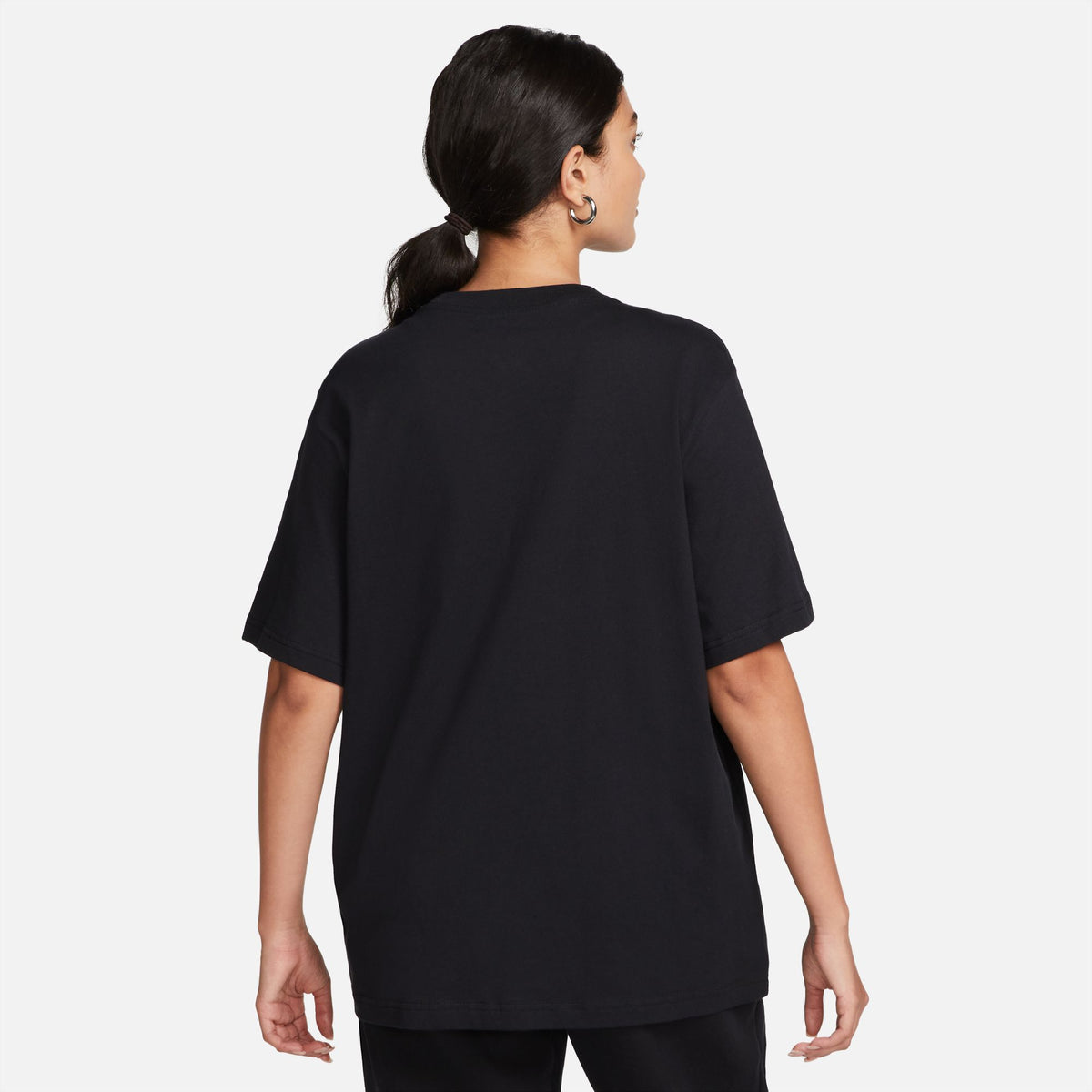 Nike W NSW Essential T-Shirt - Black FD4149-010