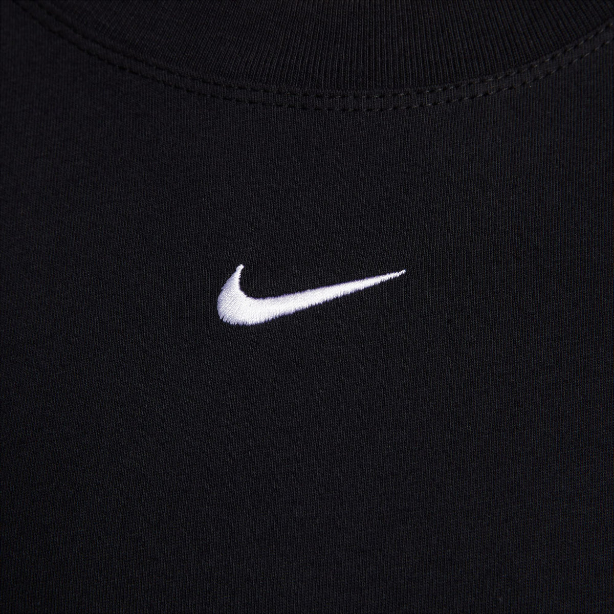Nike W NSW Essential T-Shirt - Black FD4149-010