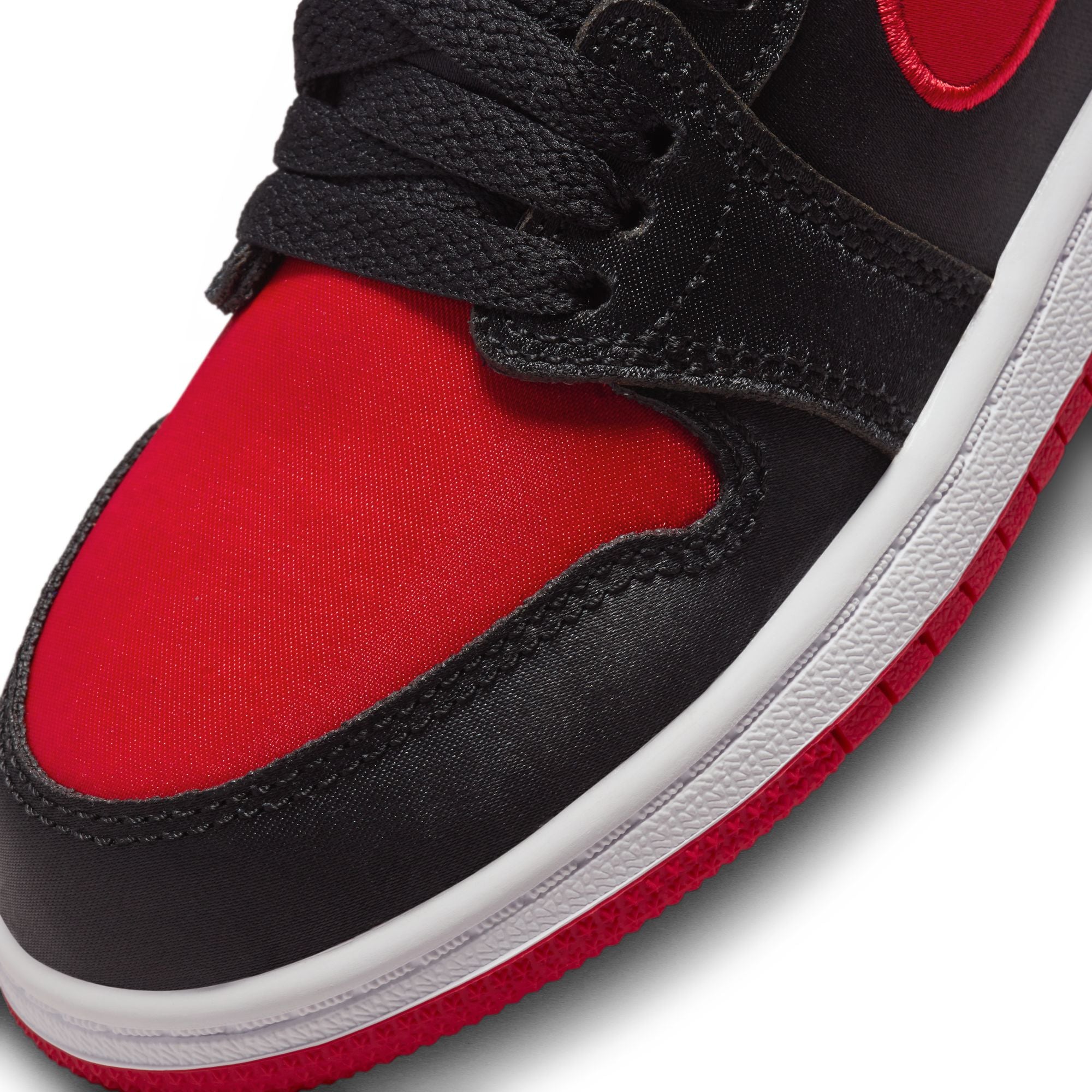 PS) AIR JORDAN 1 RETRO HIGH OG - BLACK/UNIVERSITY RED I MOMENTUM