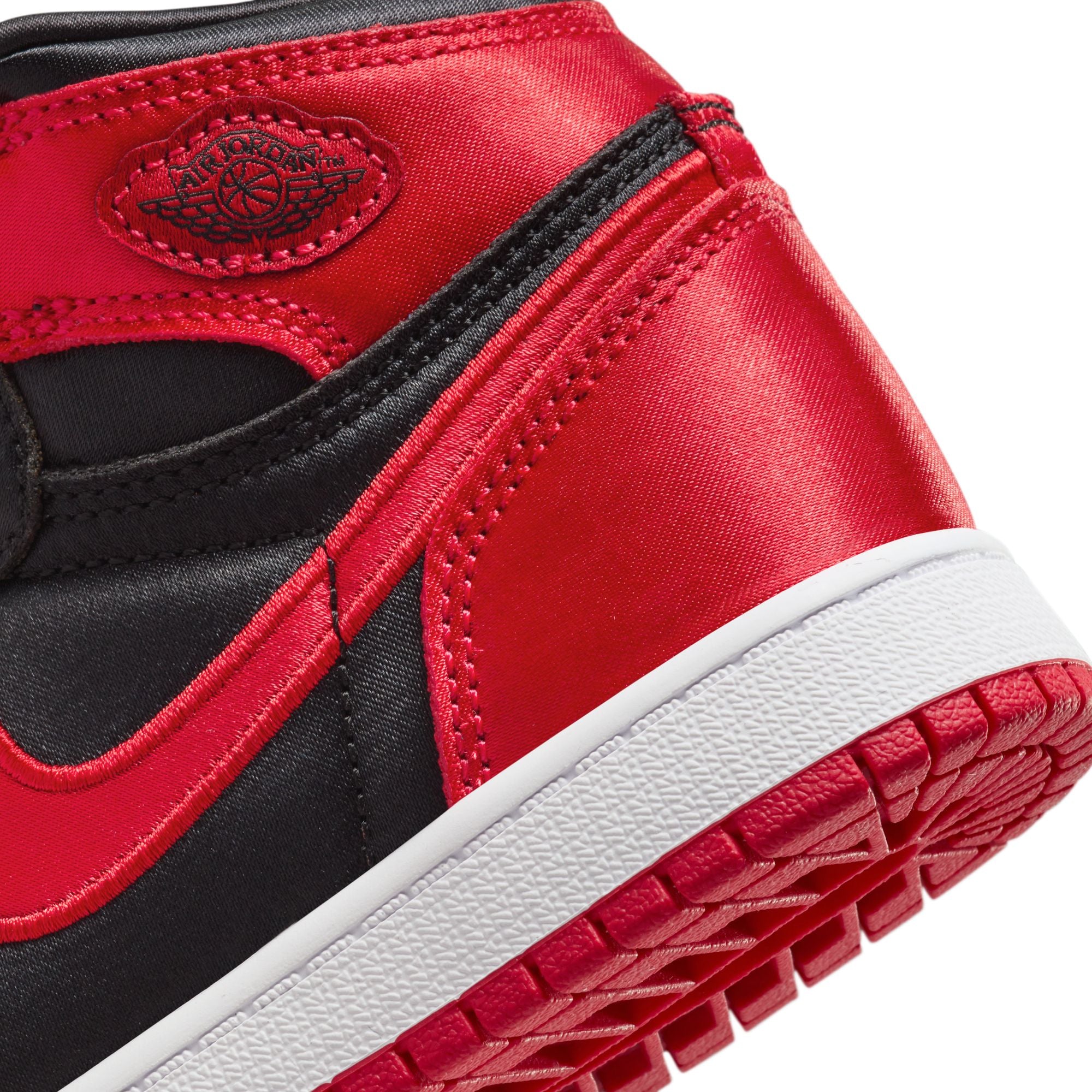 PS) AIR JORDAN 1 RETRO HIGH OG - BLACK/UNIVERSITY RED I MOMENTUM