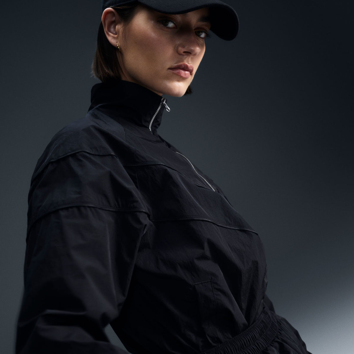 Nike W Windrunner Loose UV Woven Full-Zip Jacket FV6304-010