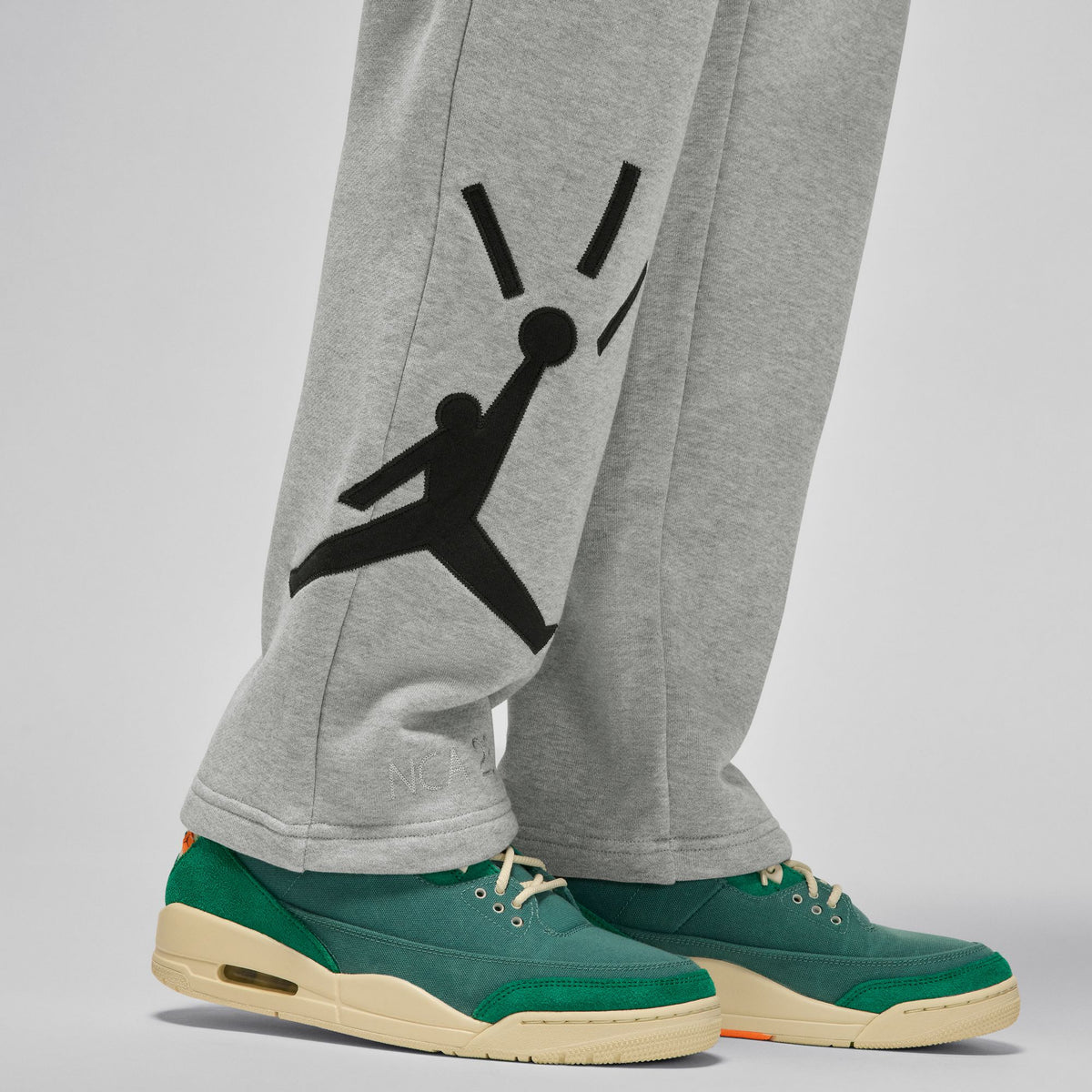 JORDAN X NINA CHANEL ABNEY FLEECE PANTS