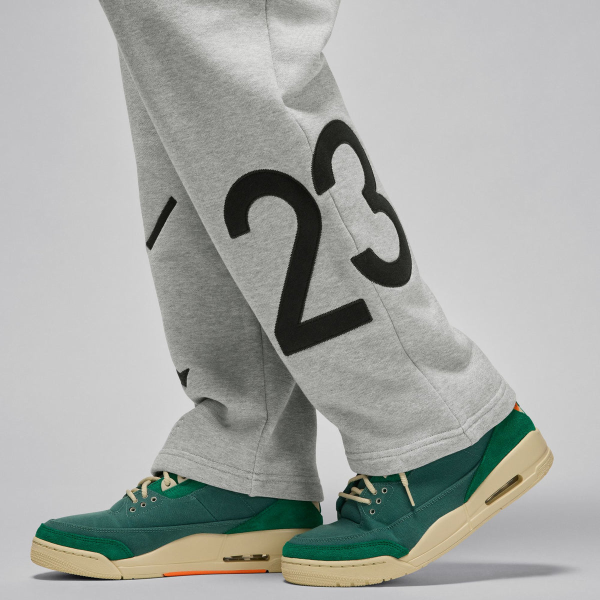 JORDAN X NINA CHANEL ABNEY FLEECE PANTS