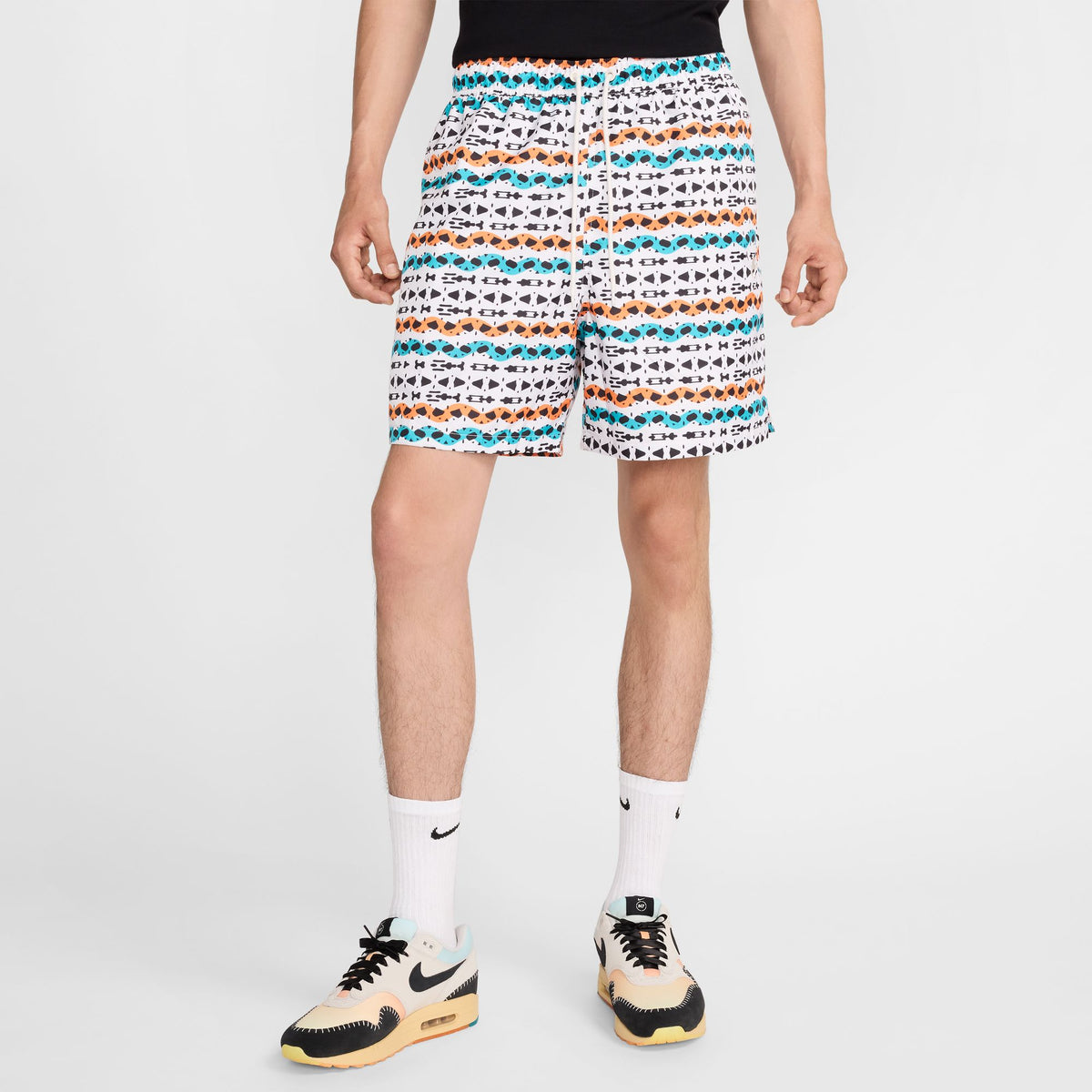 NK CLUB FLOW SHORT N7