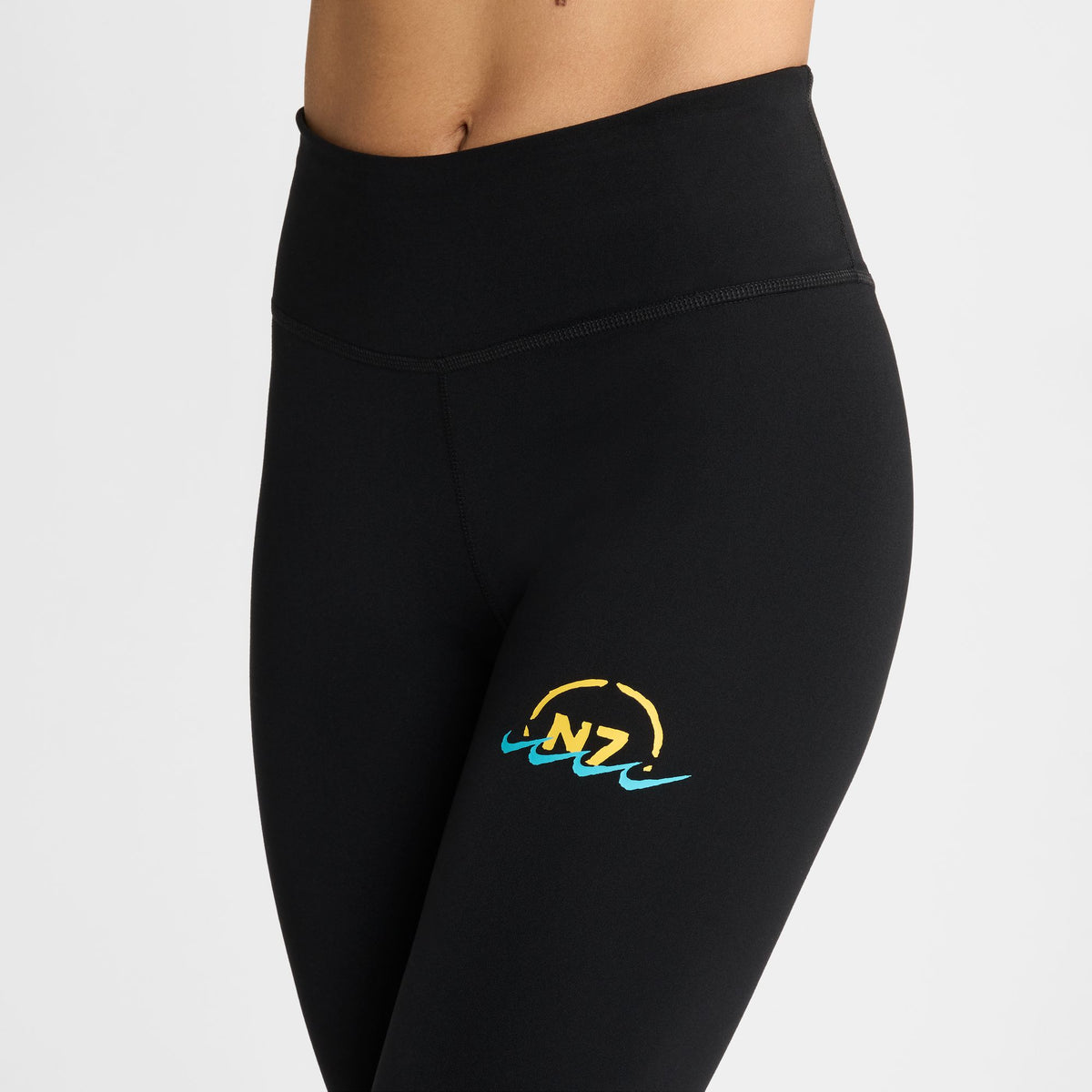 W NK ONE LEGGING MR TGT