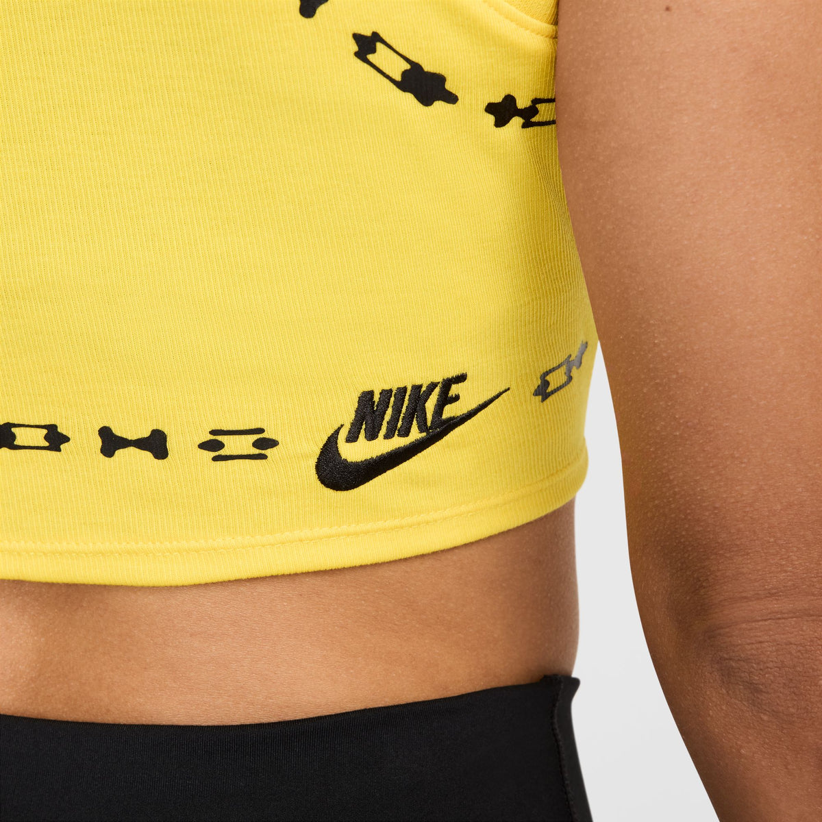 W N7 NSW ESSENTIAL RIB CROP TANK