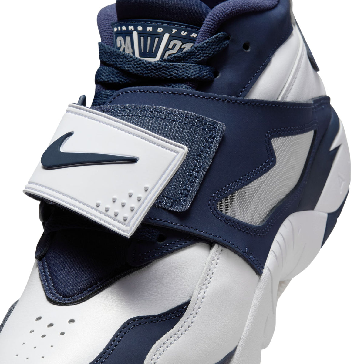 Nike Air Diamond Turf - White/College Navy/Metallic Silver FZ8224-101