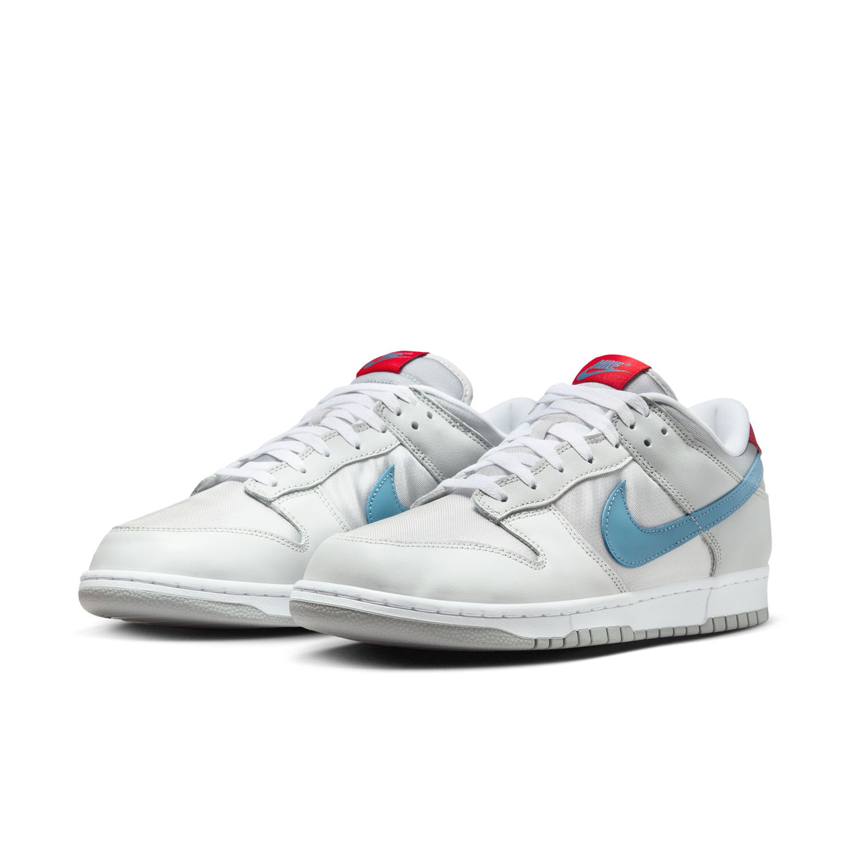 Nike Dunk Low - Metallic Silver/Aegean Storm