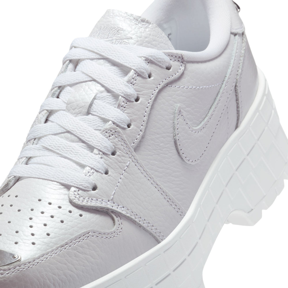 W Air Jordan 1 Brooklyn Low - White/Metallic Silver HF3184