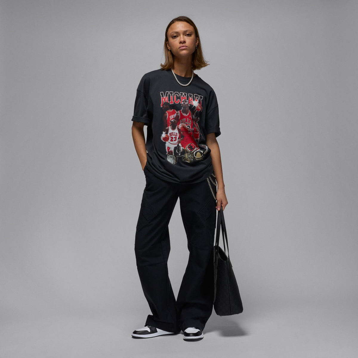 Nike W Oversized Short-Sleeve Graphic T-Shirt HJ0190-045