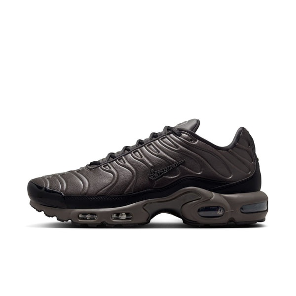 Air Max Plus Premium - Black Tea/Petra Brown HJ4519-200 I Momentum