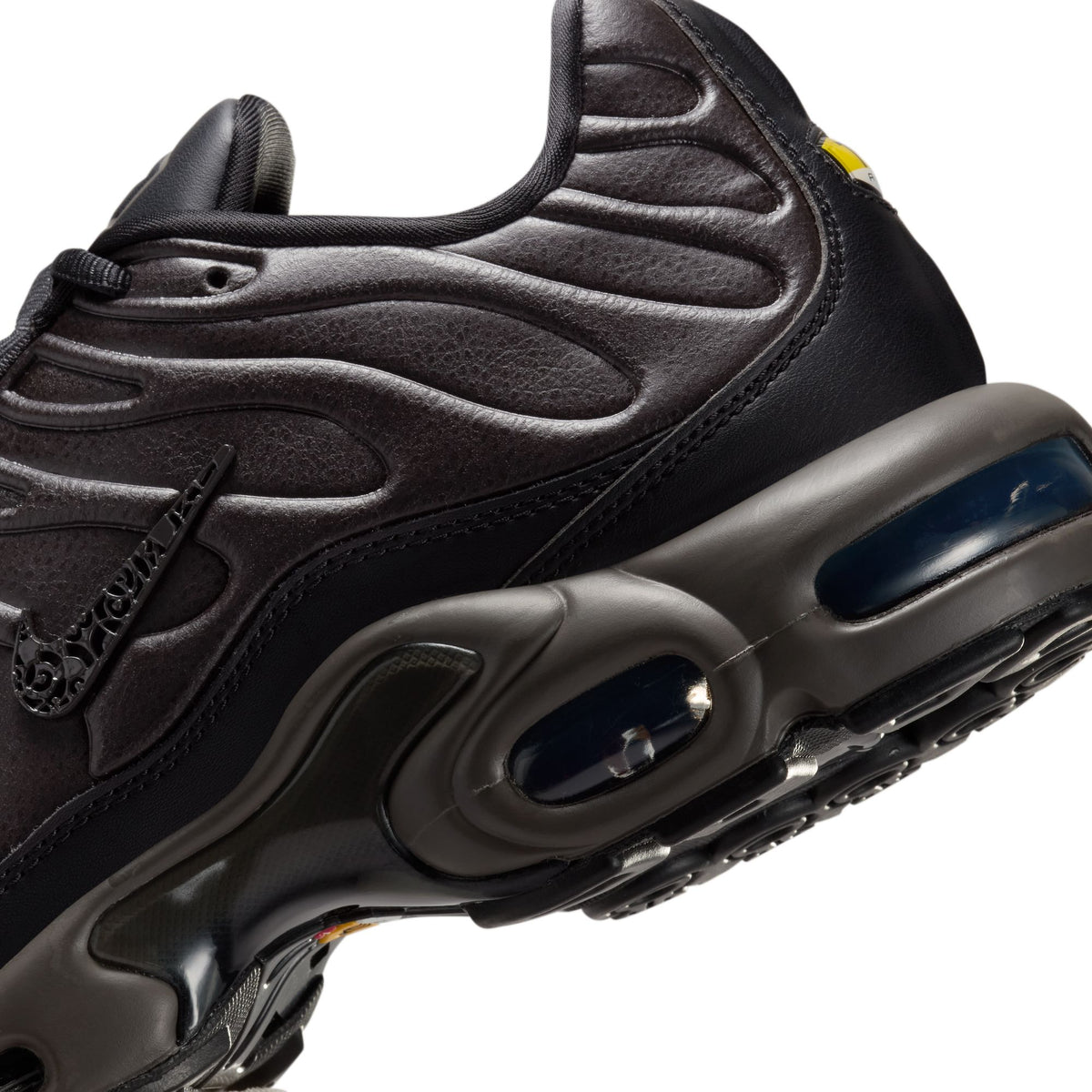 Apple air ブラック Air Max Plus Premium - Black Tea/Petra Brown HJ4519-200 I Momentum