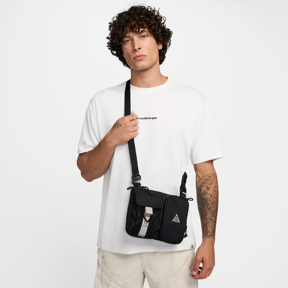 ACG Daymax Crossbody Bag (3L) - Black/College Grey HJ8180-010