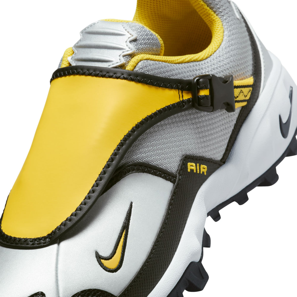 NIke ACG Phassad - Black/Yellow Zest/Metallic Silver HM7133-001 