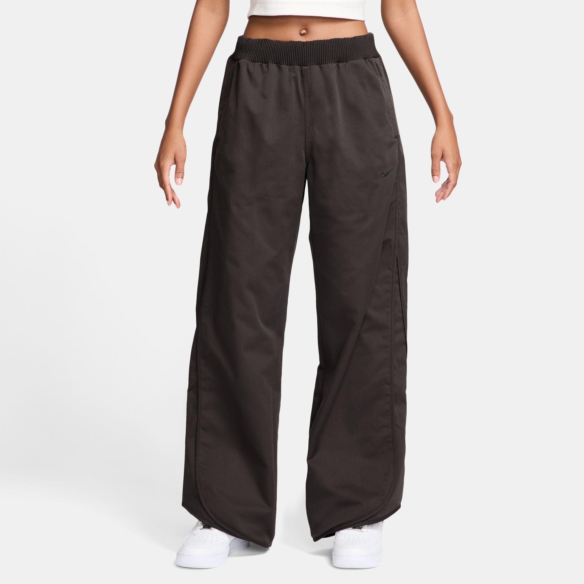 On Track Pants ウィメンズ M Zumba Haus Curvy Woven Track Pants Z13 – Zumba wear canada