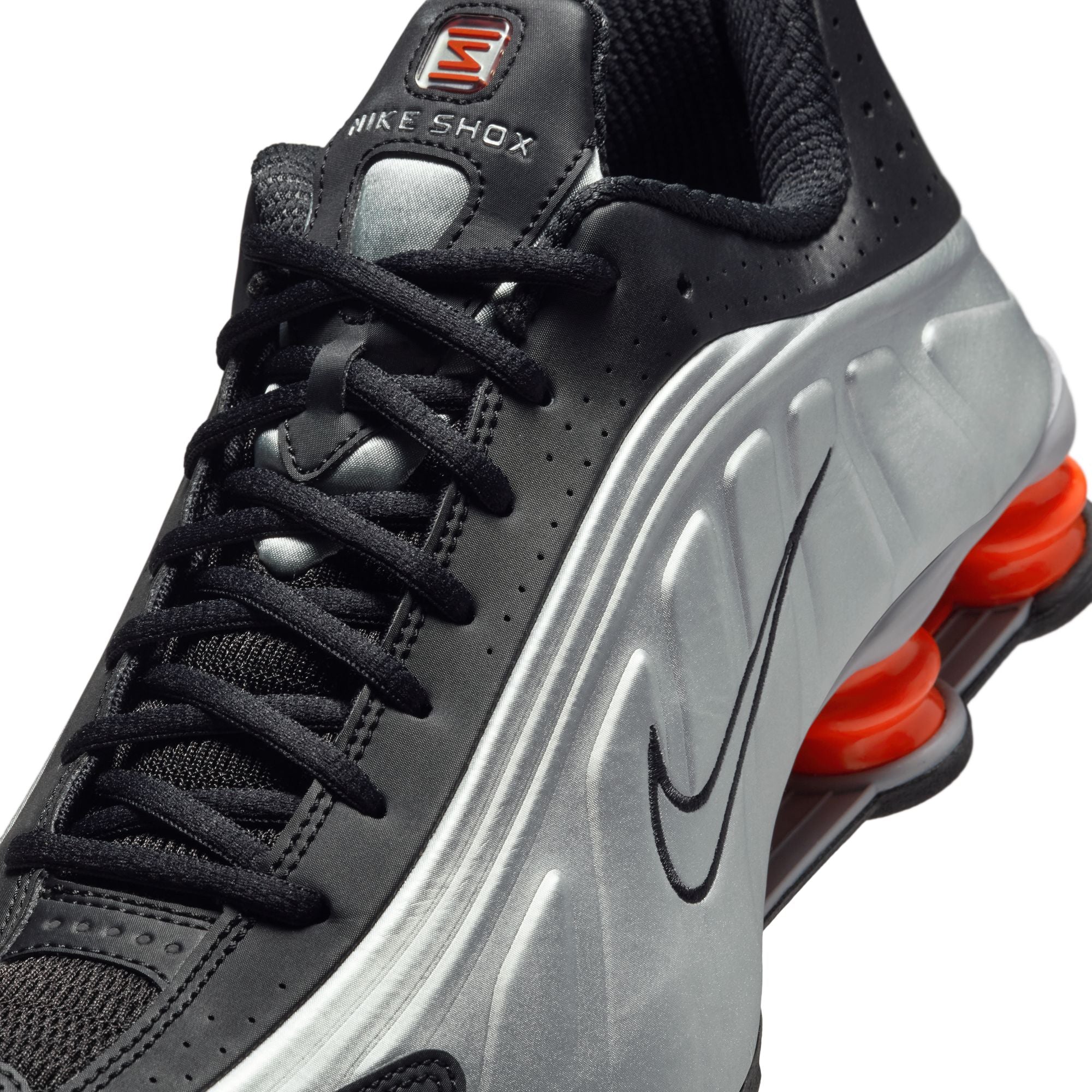 【レア】NIKE SHOX R4 LIC SILVER 27cm Nike SHOX R4 Silver | BSTN Store