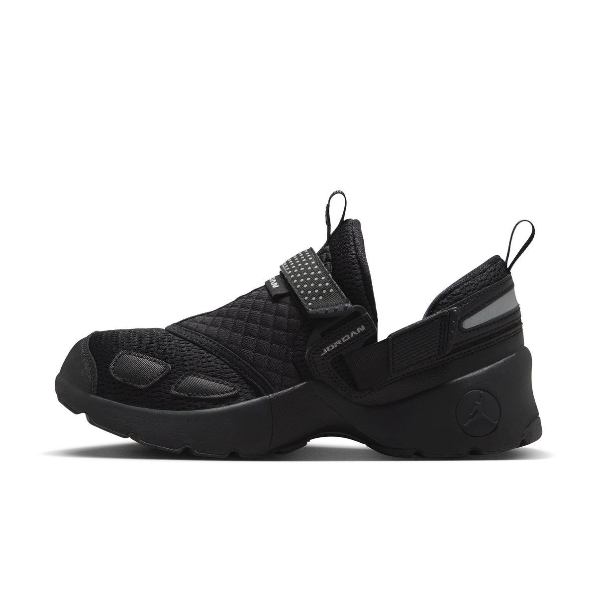 W Jordan Trunner LX - Black HQ2164-001