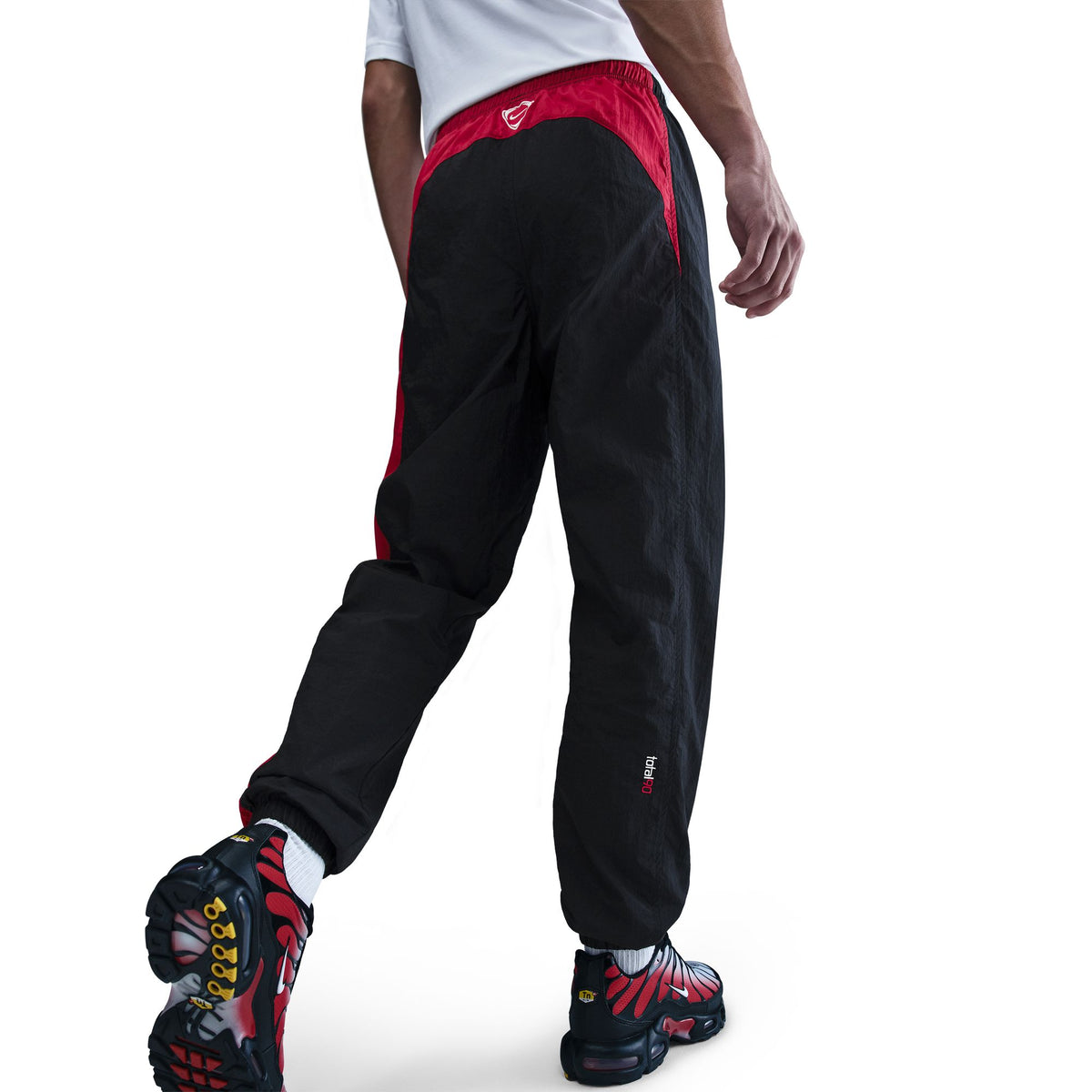 Total 90 Repel Soccer Track Pants Black/Gym Red/Sail HQ3393-010