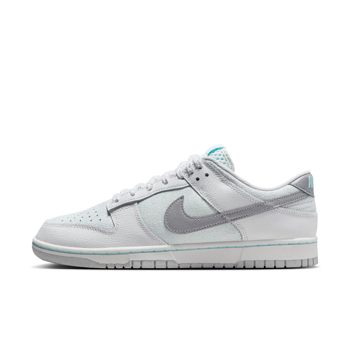 Nike Dunk Low Retro SE - Summit White/Metallic Silver/Glacier Ice 