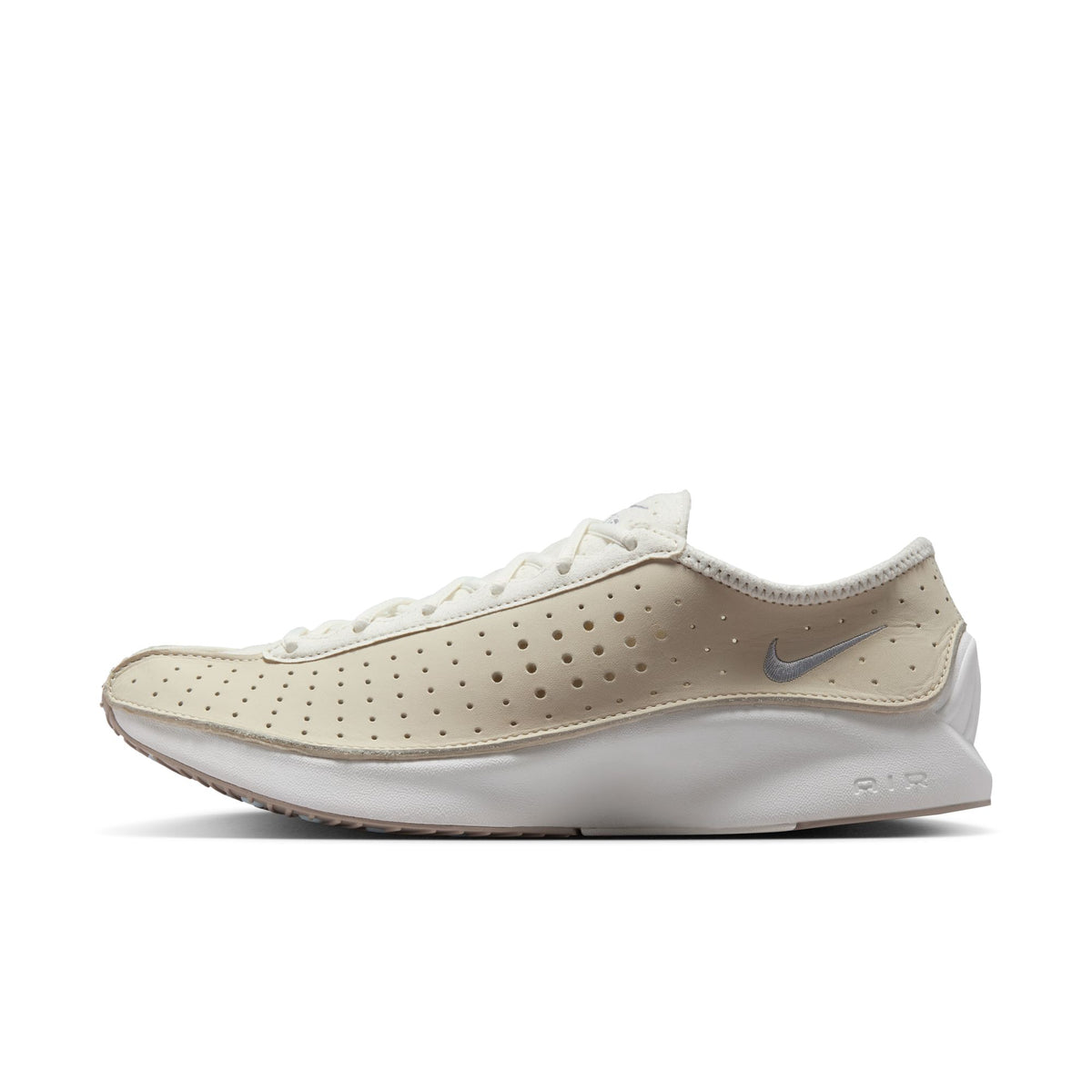 Nike W Air Superfly - Coconut Milk/Metallic Silver HQ7955-100