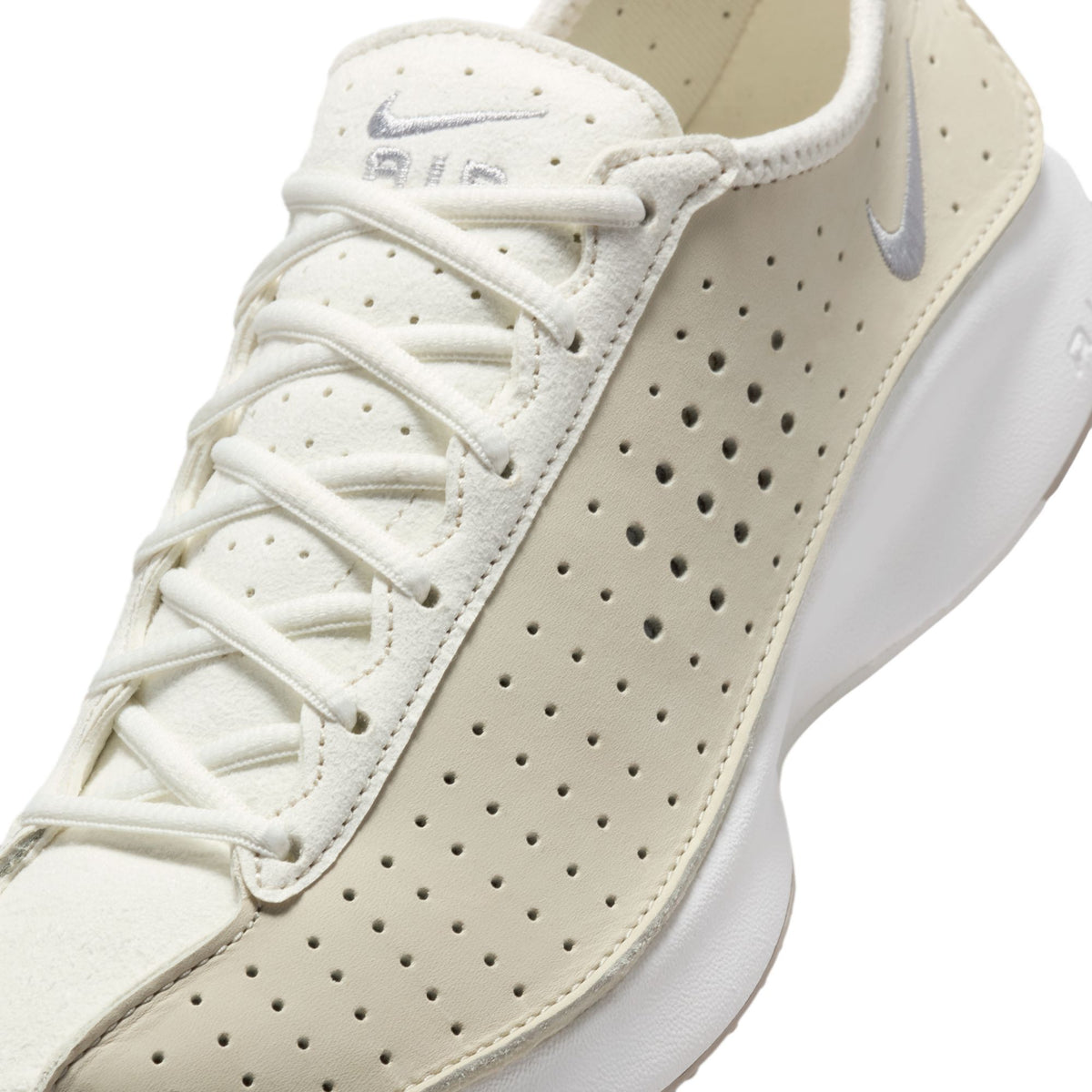 Nike W Air Superfly - Coconut Milk/Metallic Silver HQ7955-100