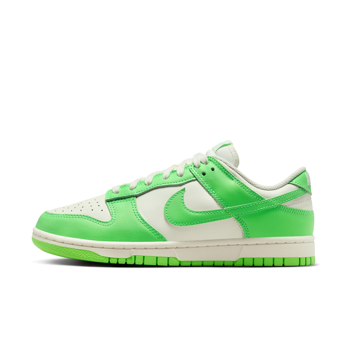 Nike W Dunk Low - Sail/Green Strike HV0842-133