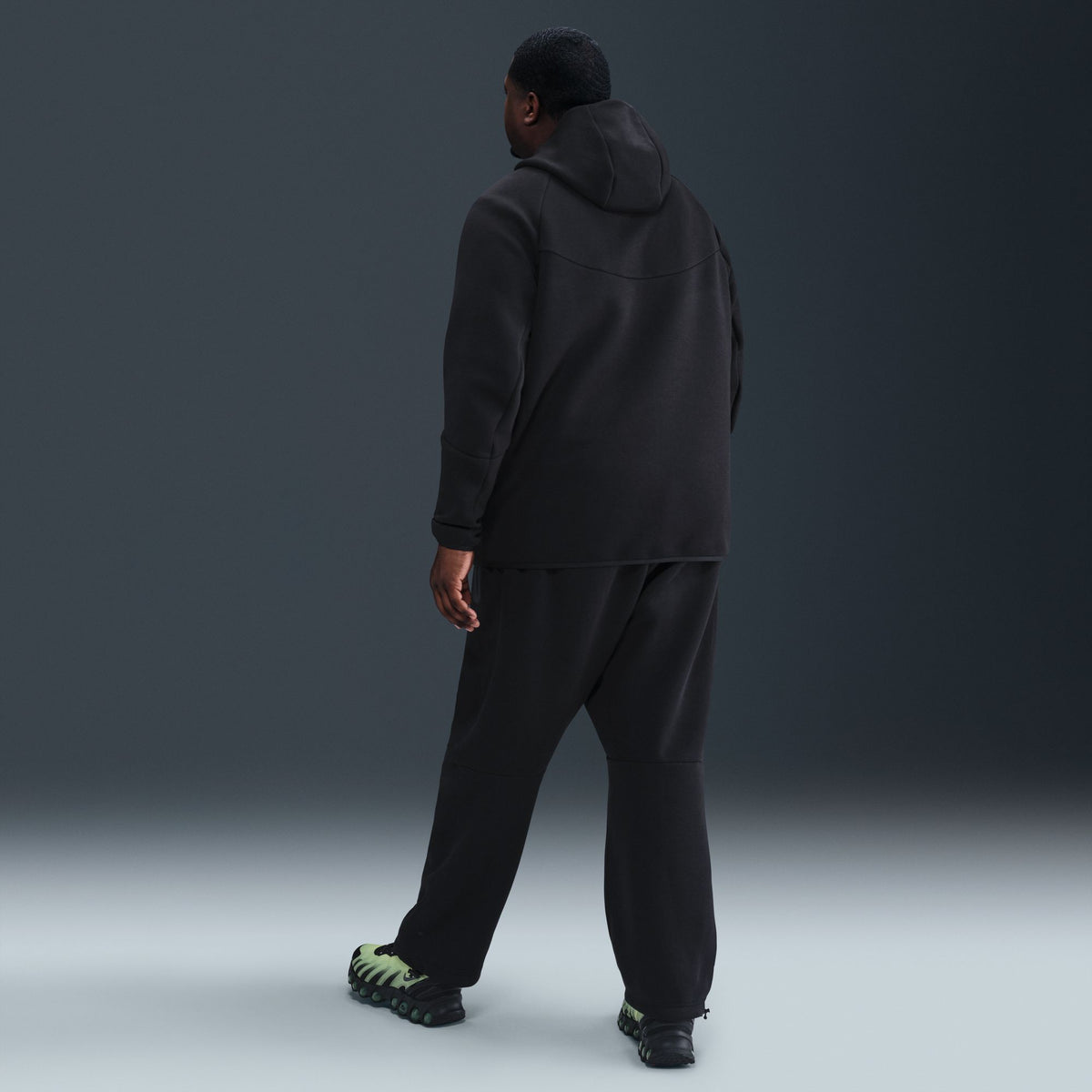 Nike Tech Fleece Windrunner Full-Zip Jacket Black HV0949-010