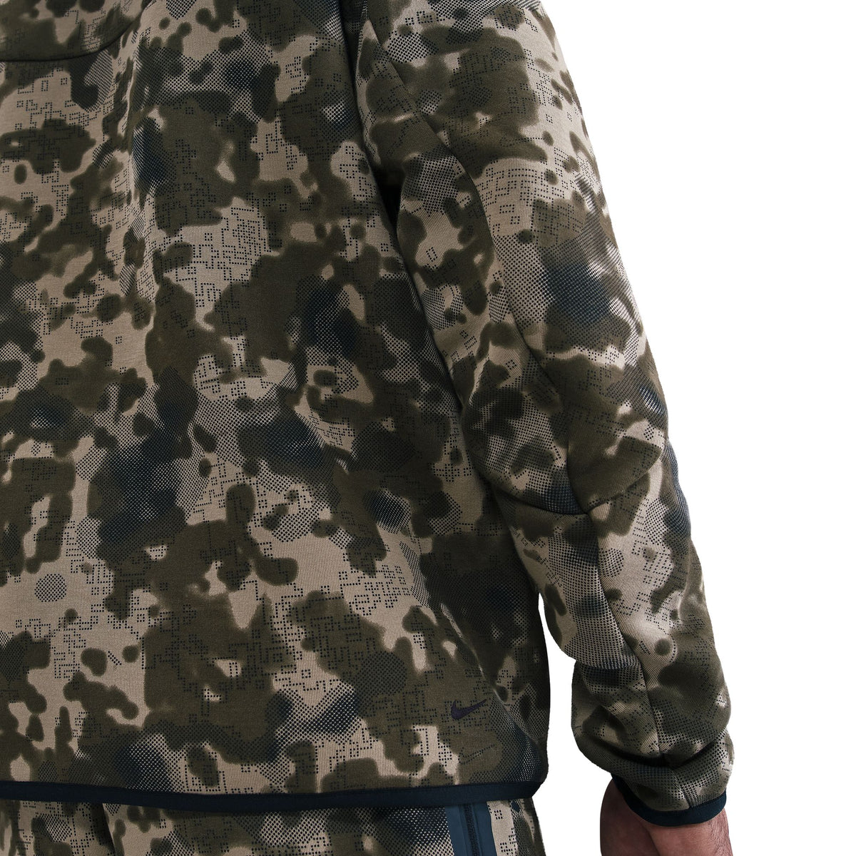 Nike Tech Fleece Full-Zip Camo Windrunner Jacket HV0955-276