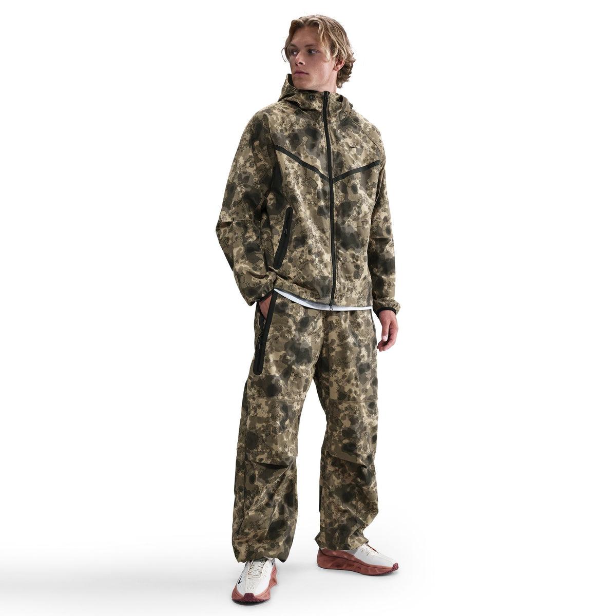 Nike Tech Fleece Dri-Fit Woven Camo Loose-Fit Pants - Neutral Olive/Black HV0972-210