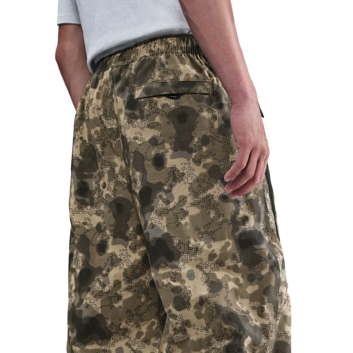 Nike Tech Fleece Dri-Fit Woven Camo Loose-Fit Pants - Neutral Olive/Black HV0972-210