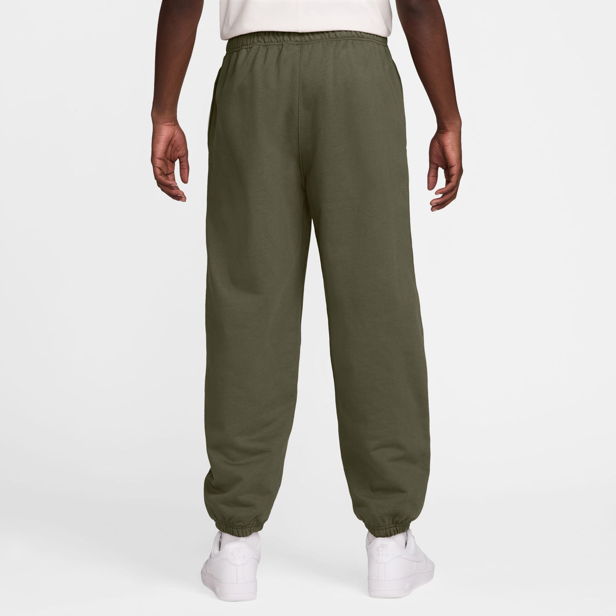 Nike Solo Swoosh Cuffed Fleece Pants - Medium Olive/White HV1088