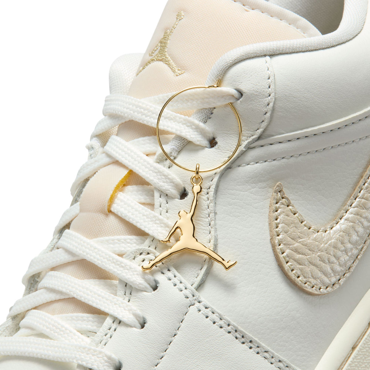 Air Jordan 1 Low SE Sail/Team Gold/Pale Ivory HV5157-100