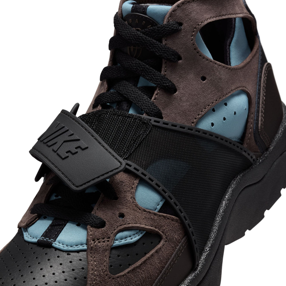 Nike Air Trainer Huarache Black/Baroque Brown IB0497-001